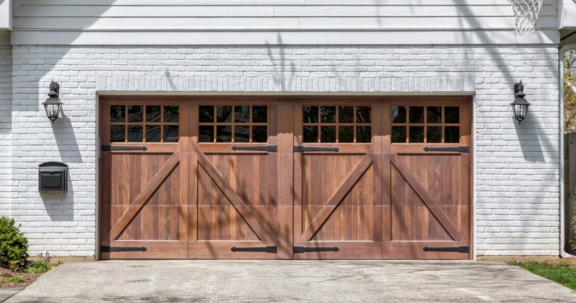 Choosing the Right Garage Door